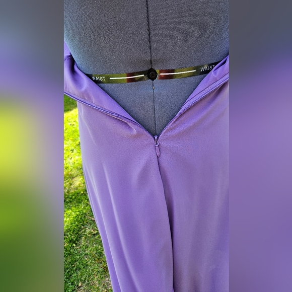 Purple Bridesmaid or Formal Gown - Picture 7 of 10